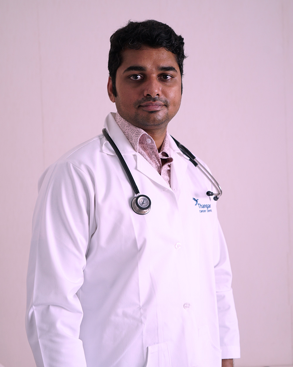 https://thangamcancercenter.com/file/wp-content/uploads/2024/07/Dr.Madankumar02-Orthopedician.jpg