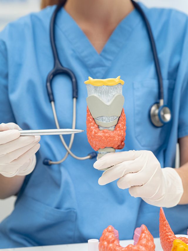 Surgery for Thyroid Cancer: What Happens During a Thyroidectomy?